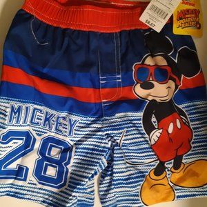 Boys 2T Disney Mickey Mouse swim trunks